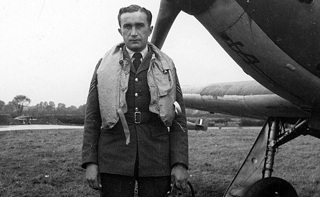 Sedmnáct sestřelů za 27 dní. Osamělý vlk byl esem bitvy o Británii