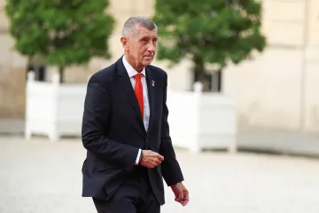 Babiš s Barthou chtějí propustit desetinu lidí na úřadech, píší Seznam Zprávy