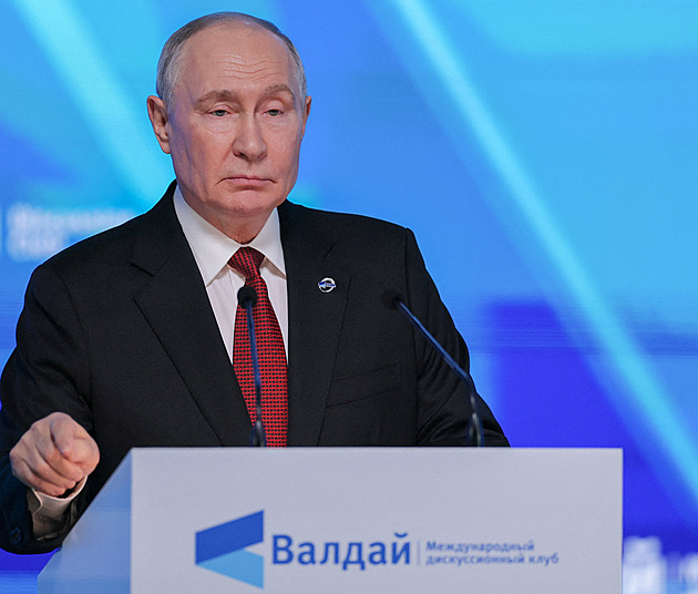 Ukrajině se s údery daří, připustil Putin. Nevyloučil použití jaderných zbraní
